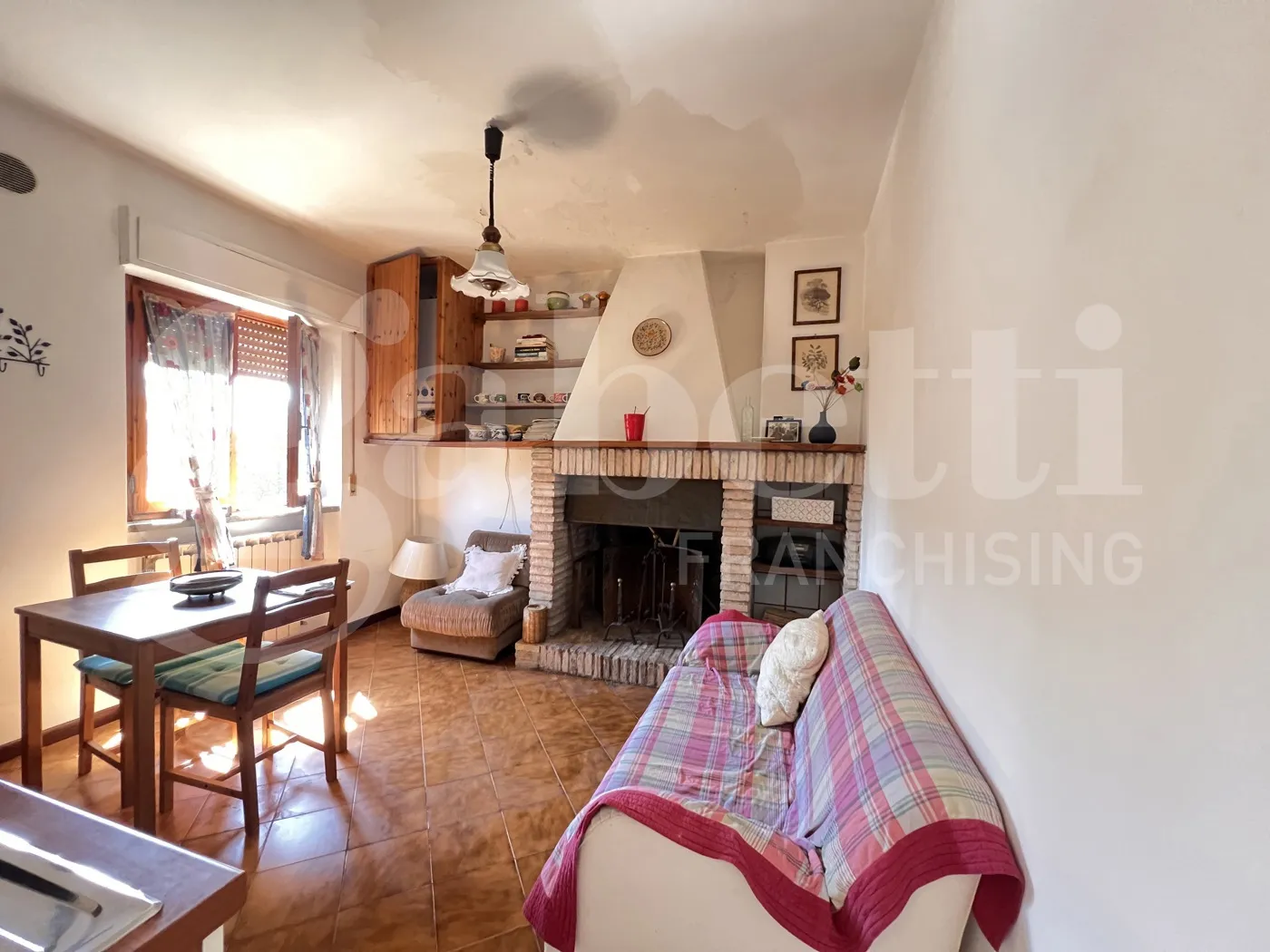 Foto 9 di 21 - Casa indipendente in vendita a Gubbio