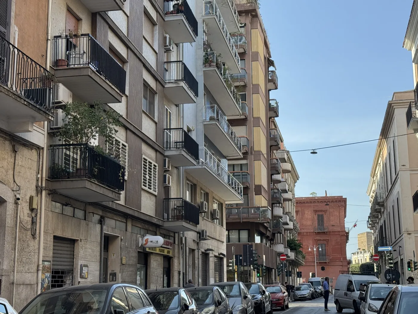Foto 17 di 20 - Appartamento in vendita a Bari