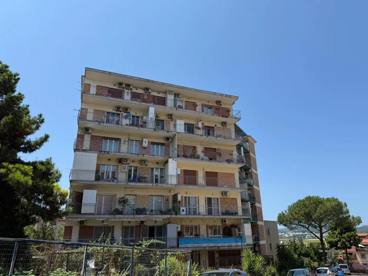 Foto 26 di 27 - Appartamento in vendita a Napoli