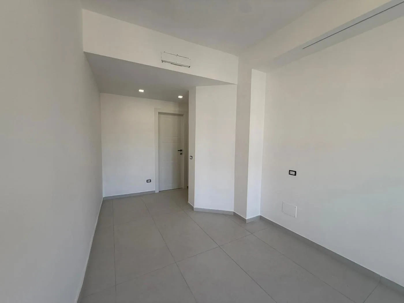 Foto 15 di 30 - Appartamento in vendita a Napoli