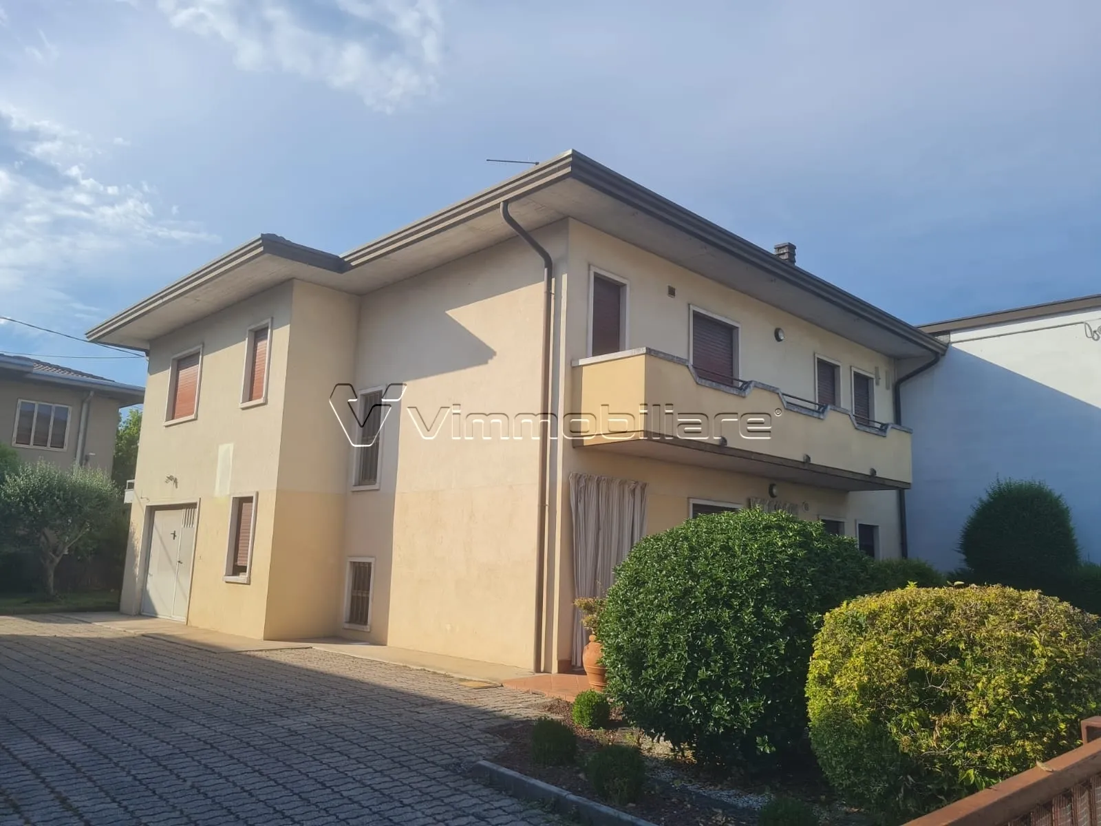 Foto 5 di 61 - Casa indipendente in vendita a Montecchio Maggiore