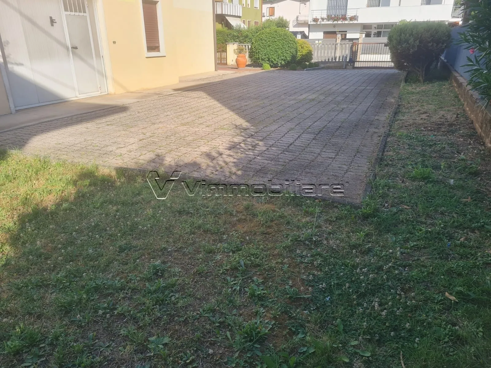 Foto 6 di 61 - Casa indipendente in vendita a Montecchio Maggiore