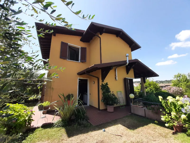 Foto 5 di 20 - Villa a schiera in vendita a San Felice del Benaco