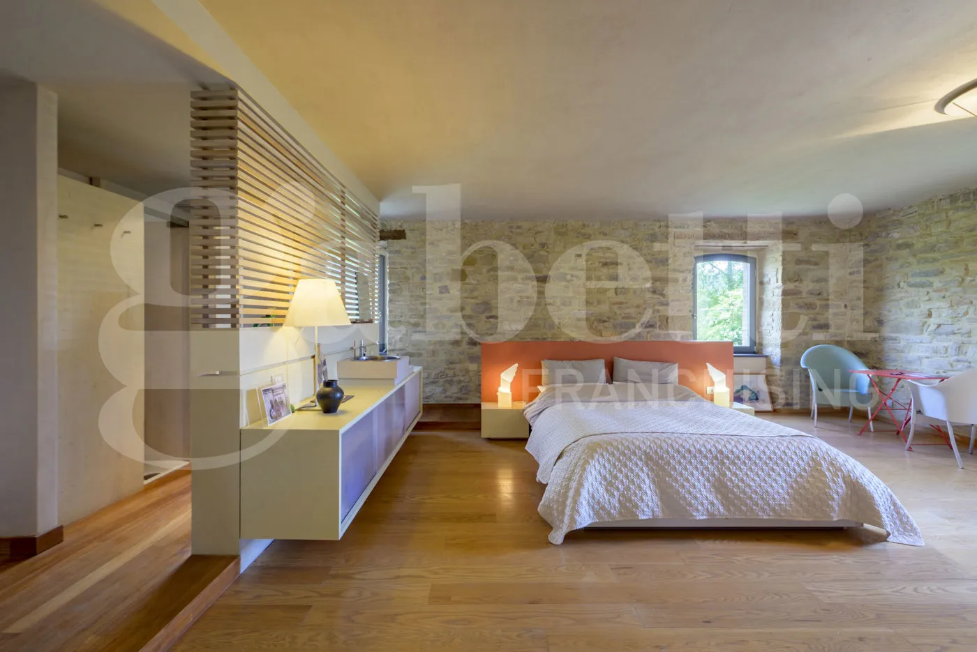 Foto 16 di 25 - Casa indipendente in vendita a Gubbio