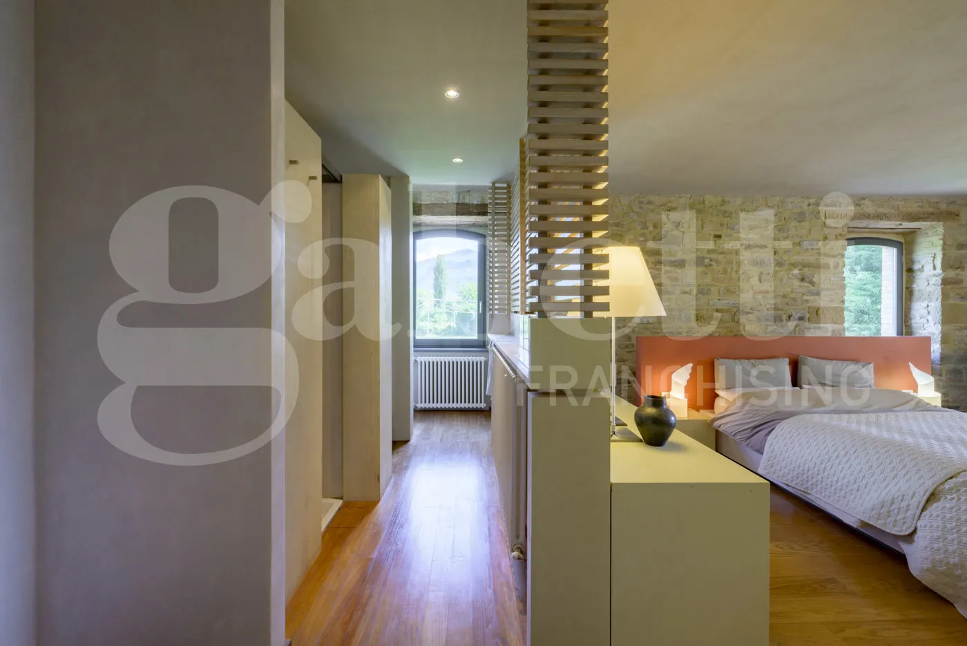 Foto 17 di 25 - Casa indipendente in vendita a Gubbio