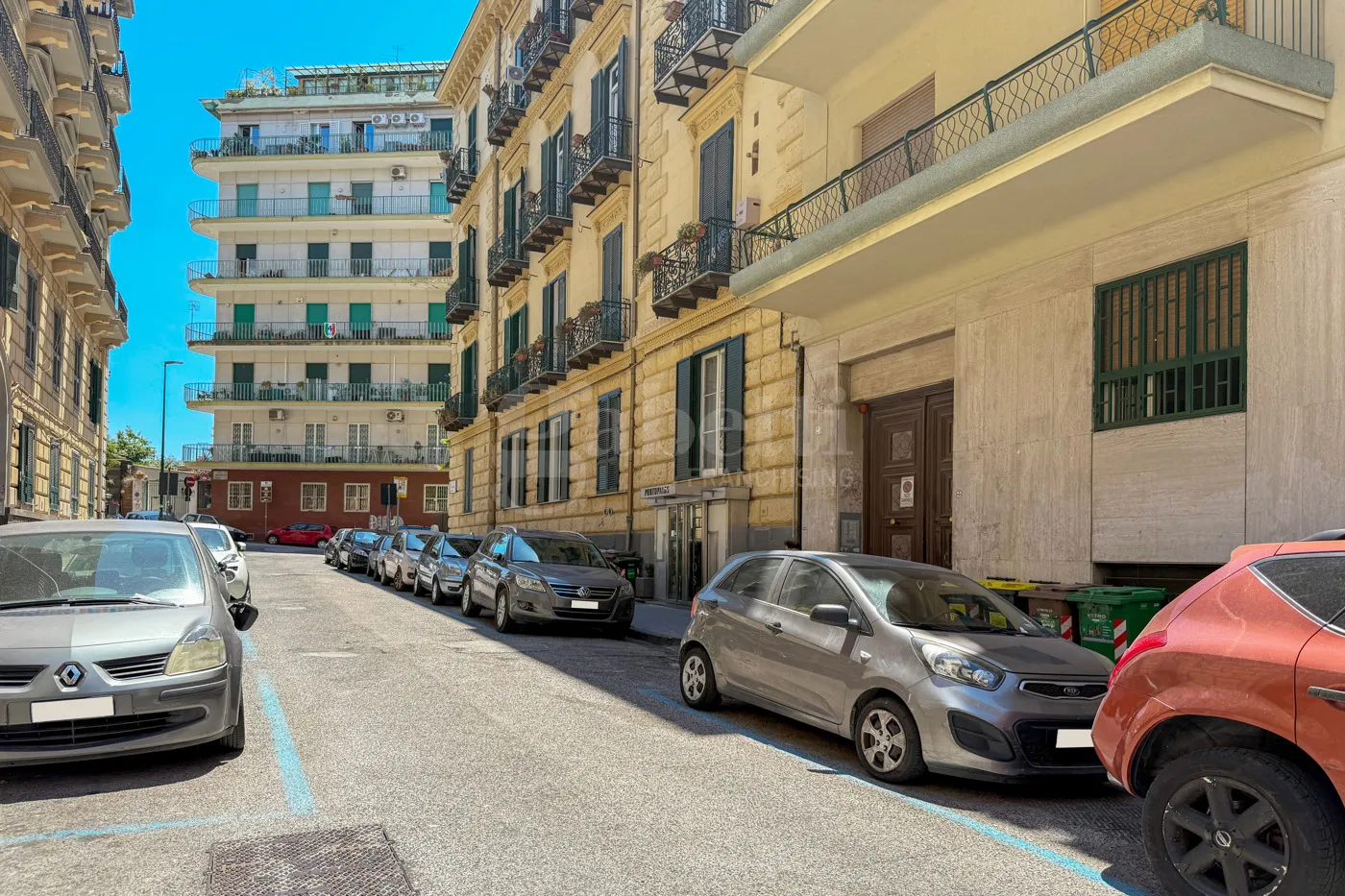 Foto 49 di 51 - Appartamento in vendita a Napoli