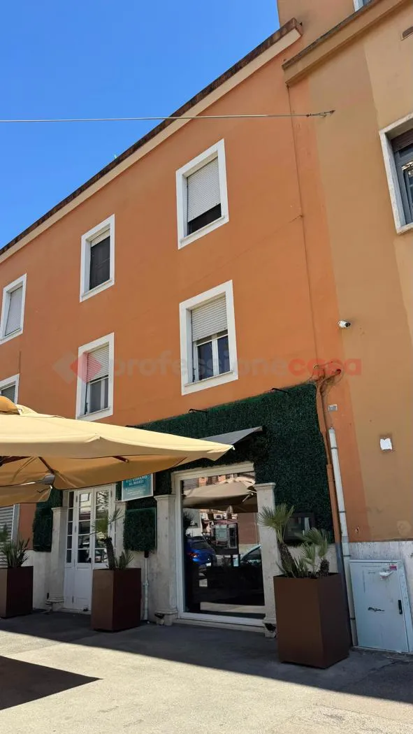 Negozio in affitto a Latina