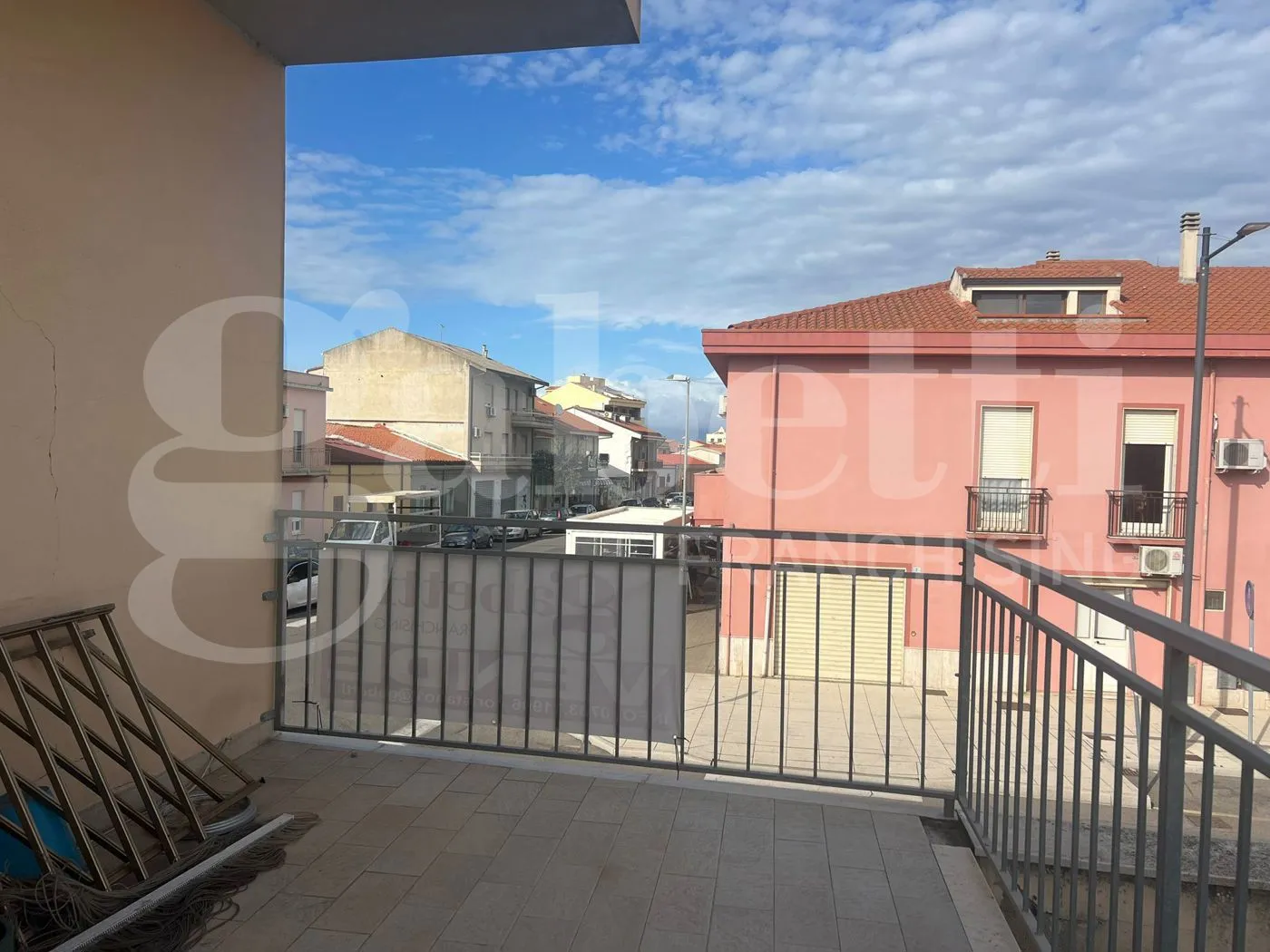 Foto 11 di 17 - Casa indipendente in vendita a Oristano