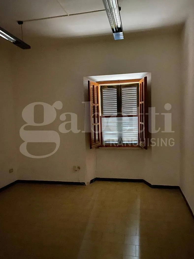 Foto 6 di 27 - Casa indipendente in vendita a Oristano