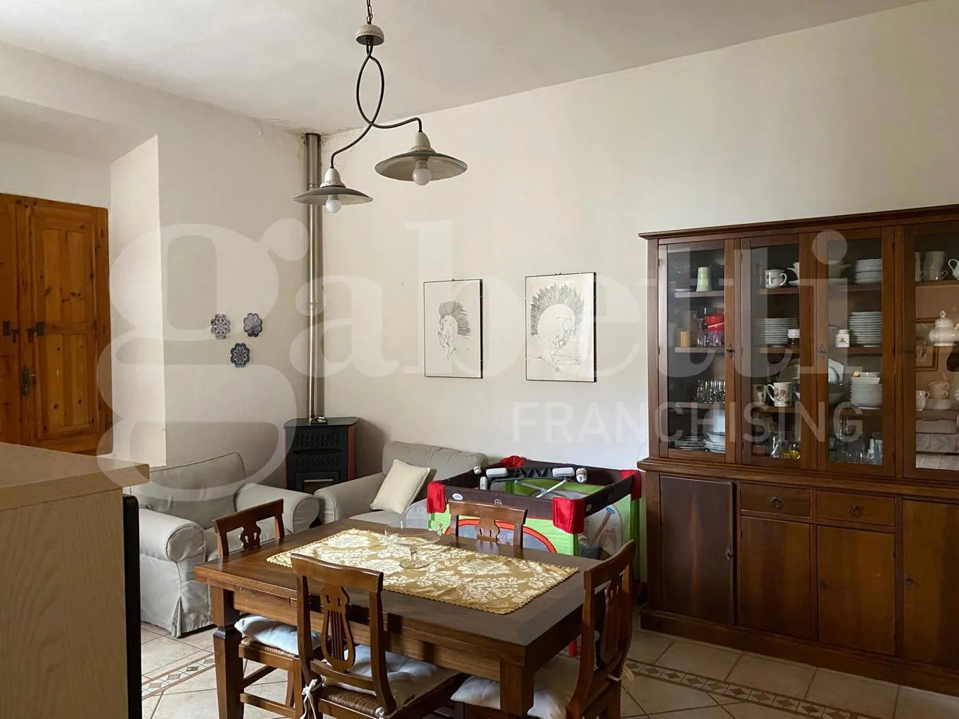 Foto 12 di 27 - Casa indipendente in vendita a Oristano