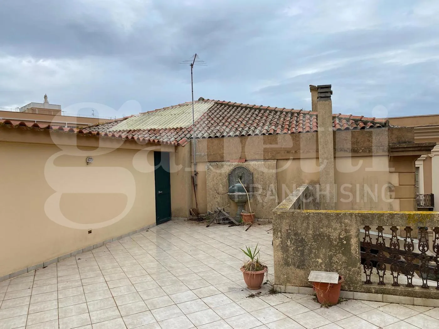 Foto 22 di 27 - Casa indipendente in vendita a Oristano