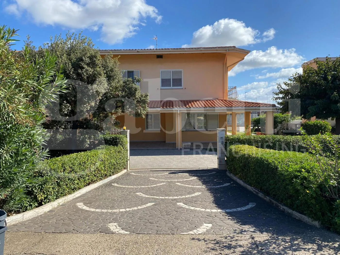 Foto 3 di 35 - Villa in vendita a Oristano