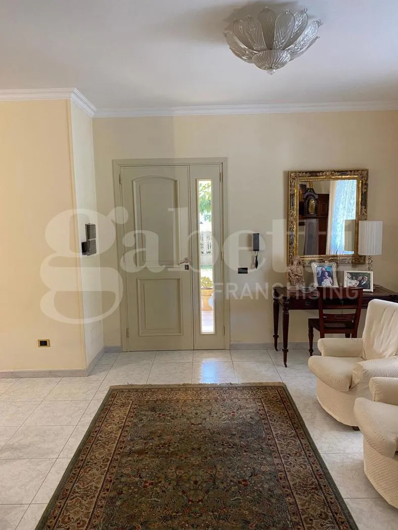 Foto 15 di 35 - Villa in vendita a Oristano