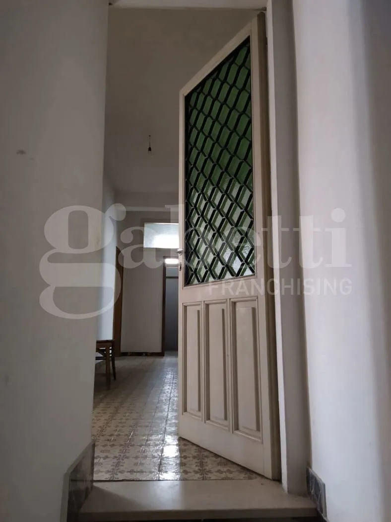 Foto 10 di 12 - Casa indipendente in vendita a Oristano