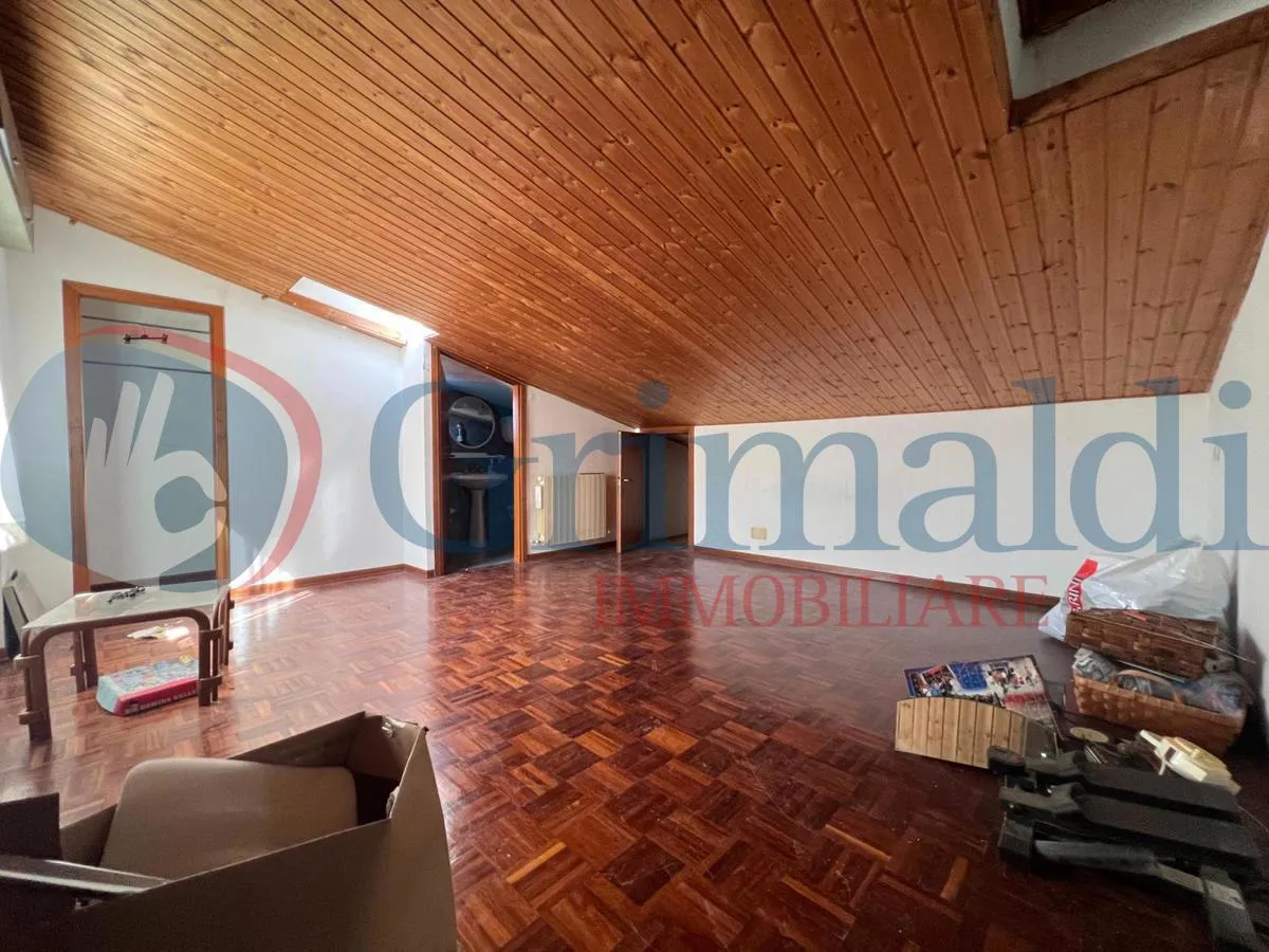 Foto 10 di 18 - Villa a schiera in vendita a Perugia
