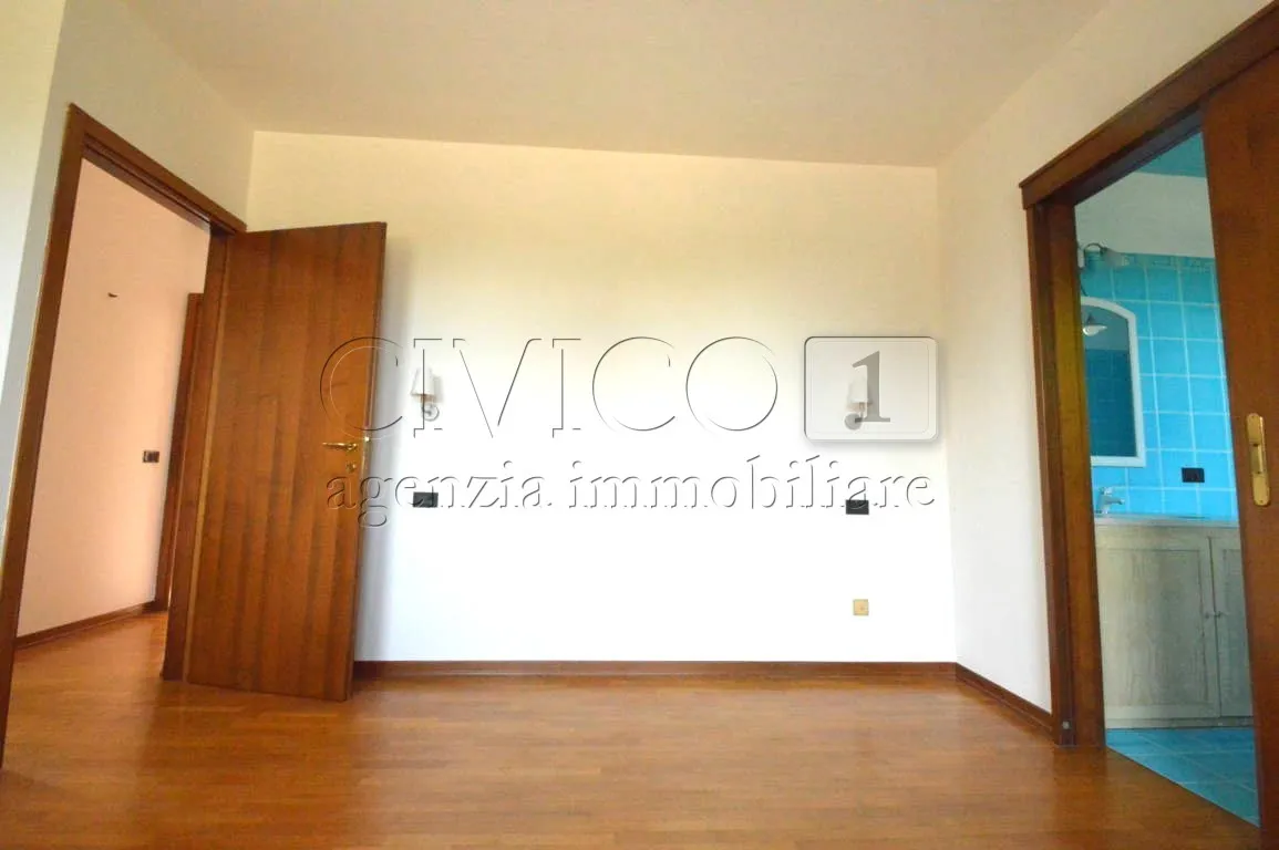 Foto 16 di 23 - Appartamento in vendita a Vicenza