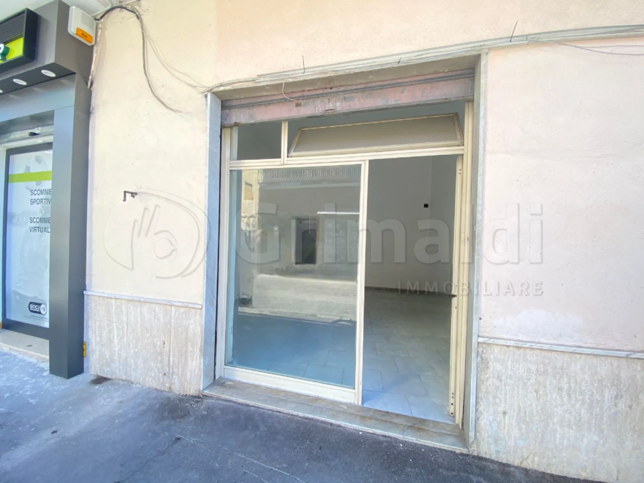 Foto 5 di 6 - Attività commerciale in affitto a Sant'Antimo