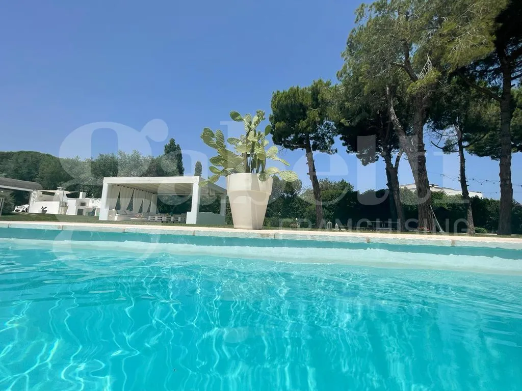 Foto 17 di 25 - Villa in vendita a Brindisi
