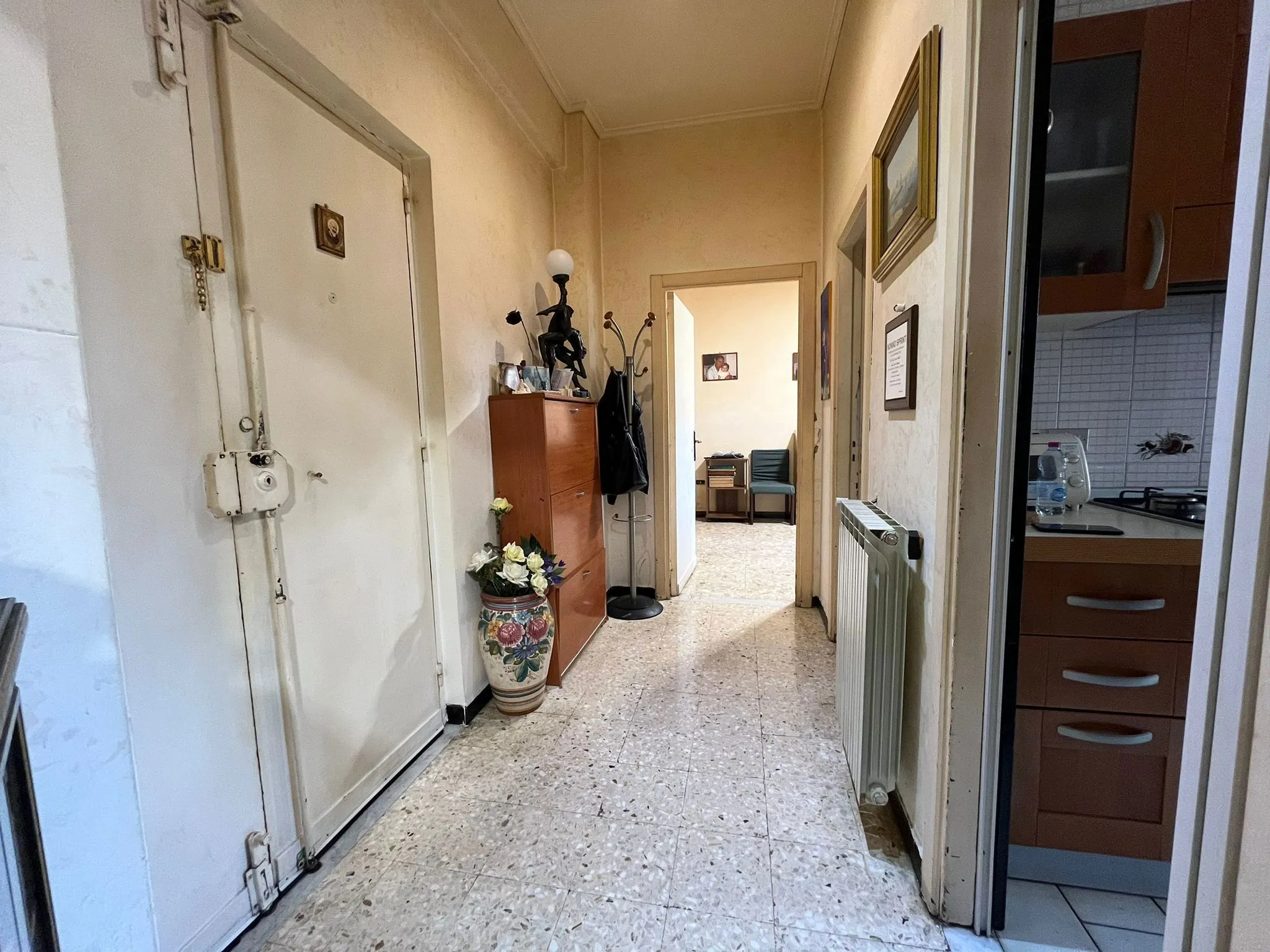 Foto 3 di 13 - Appartamento in vendita a Napoli