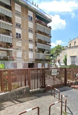 Foto 19 di 20 - Appartamento in vendita a Napoli