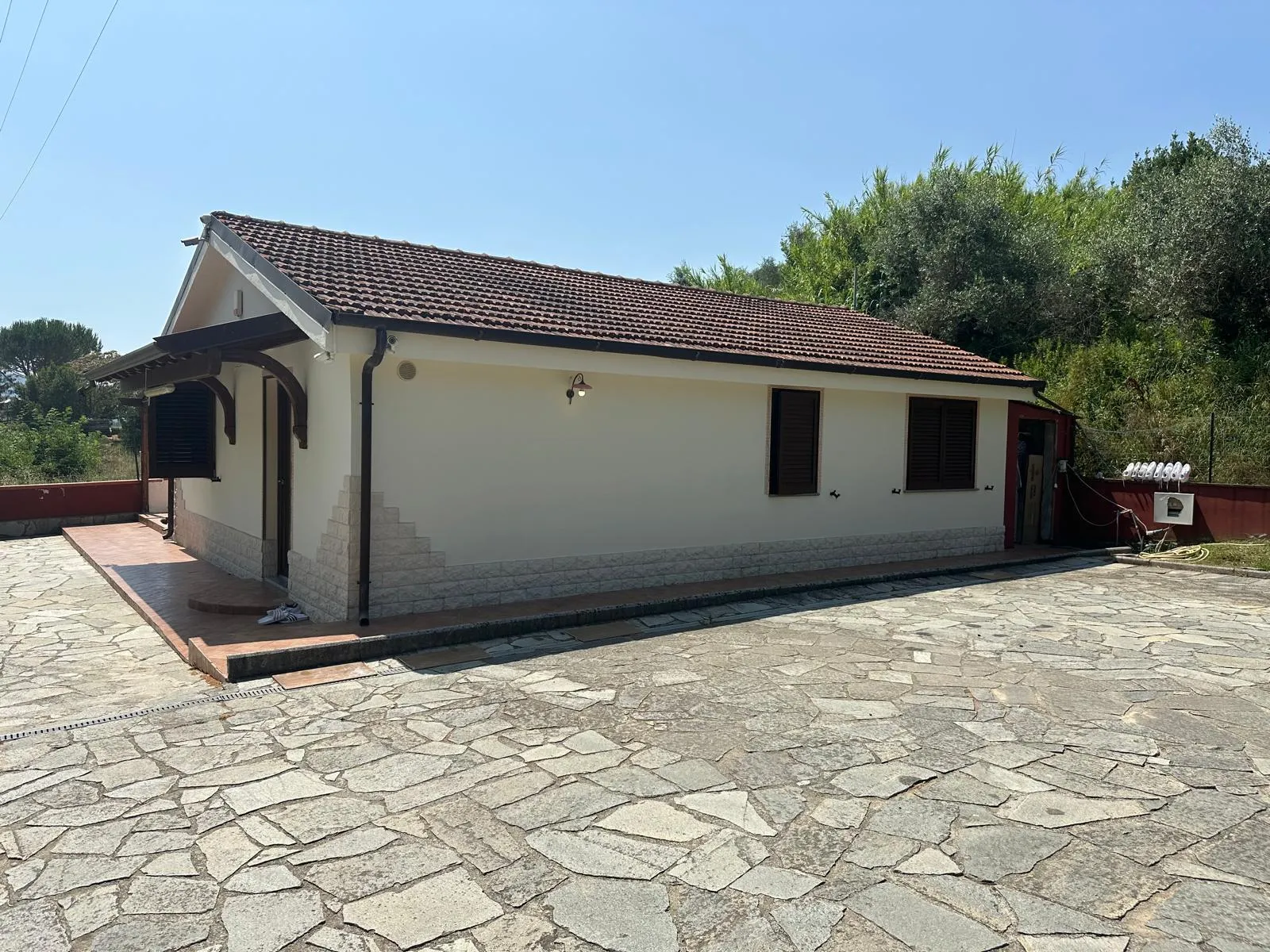 Casa indipendente in vendita a Sarzana