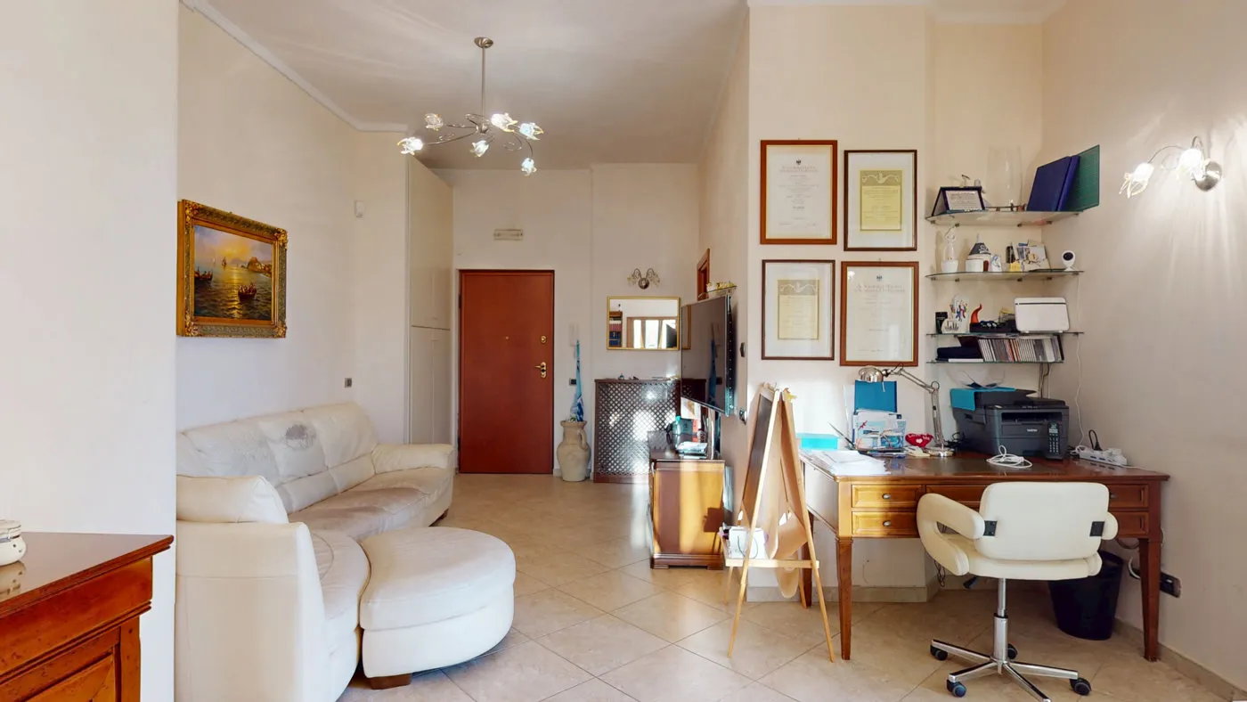Foto 10 di 35 - Appartamento in vendita a Napoli