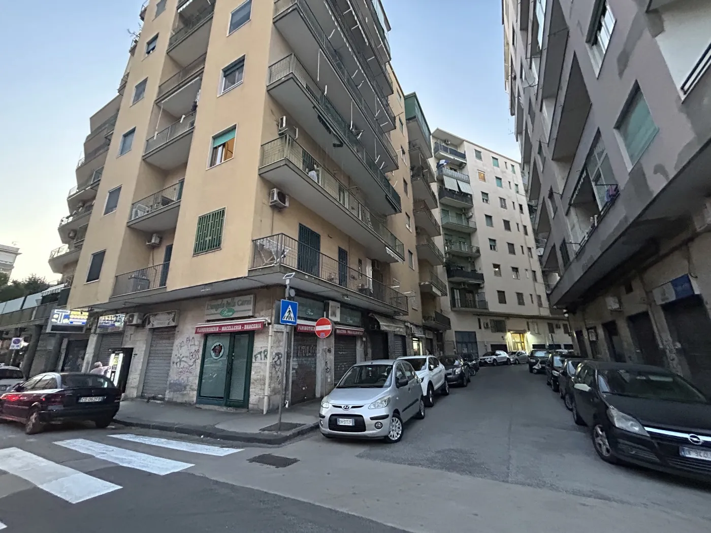 Foto 31 di 35 - Appartamento in vendita a Napoli