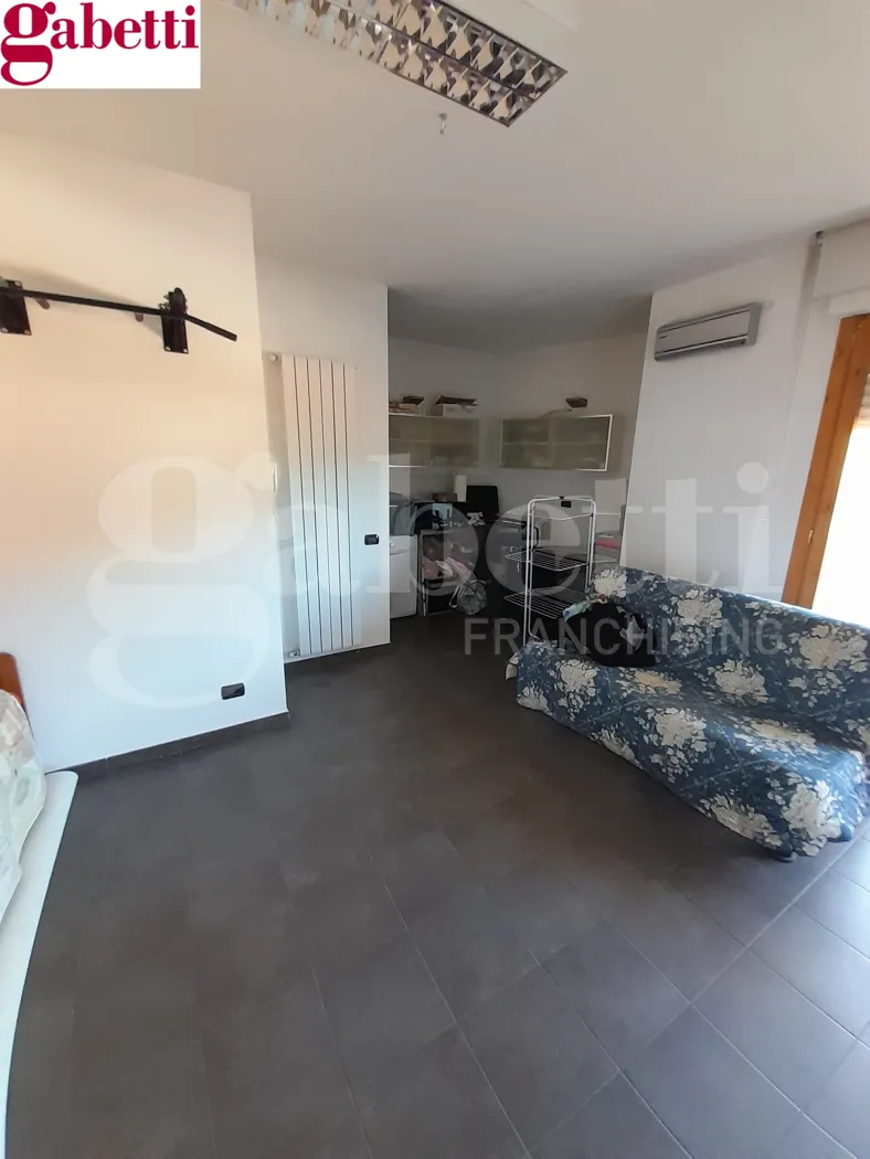 Foto 4 di 25 - Appartamento in vendita a Poggibonsi