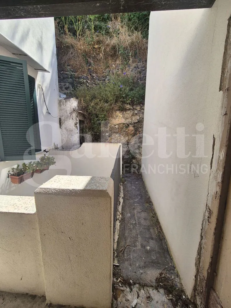 Foto 12 di 14 - Appartamento in vendita a Ischia