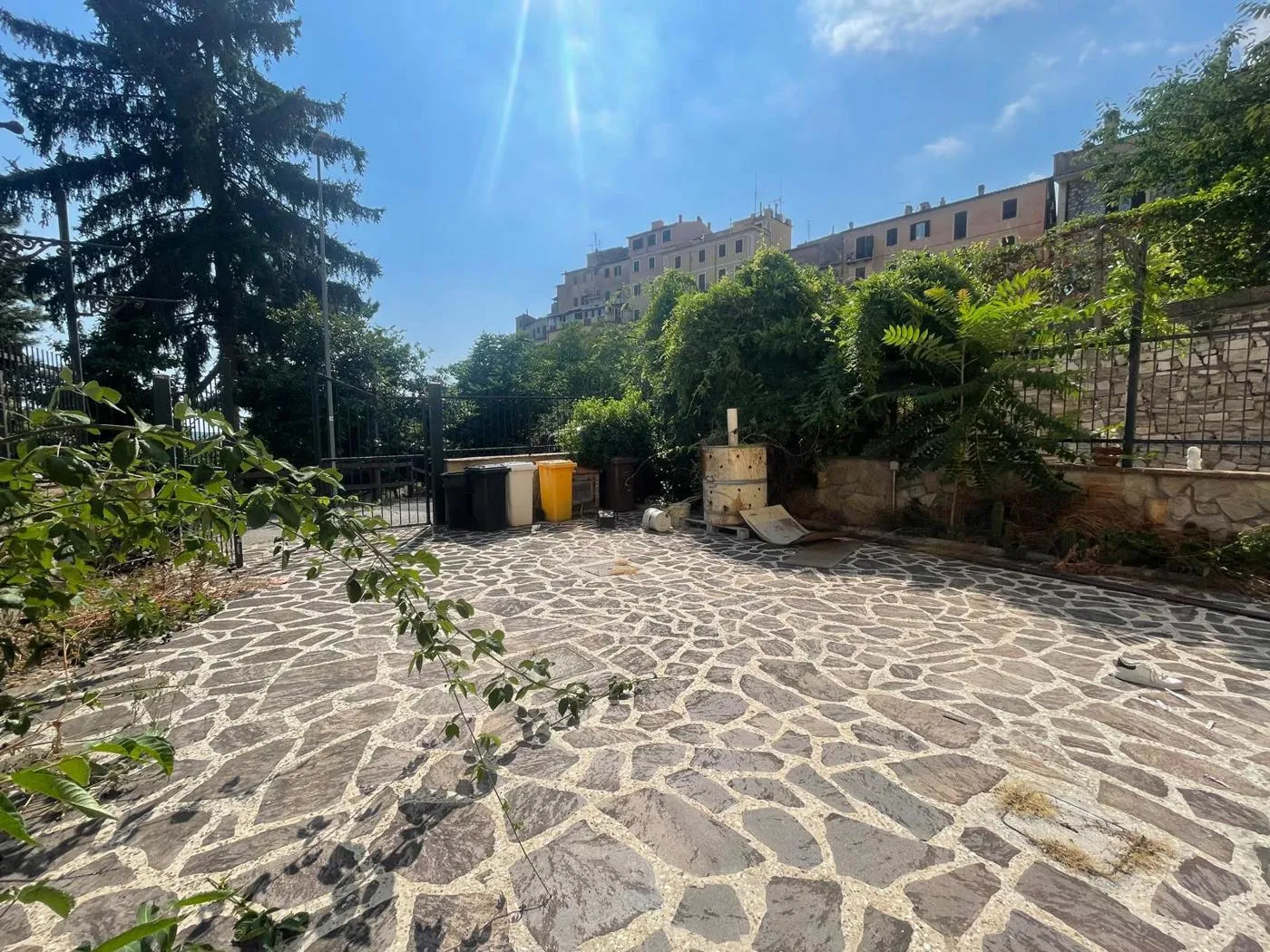 Foto 5 di 33 - Negozio in affitto a San Polo Dei Cavalieri