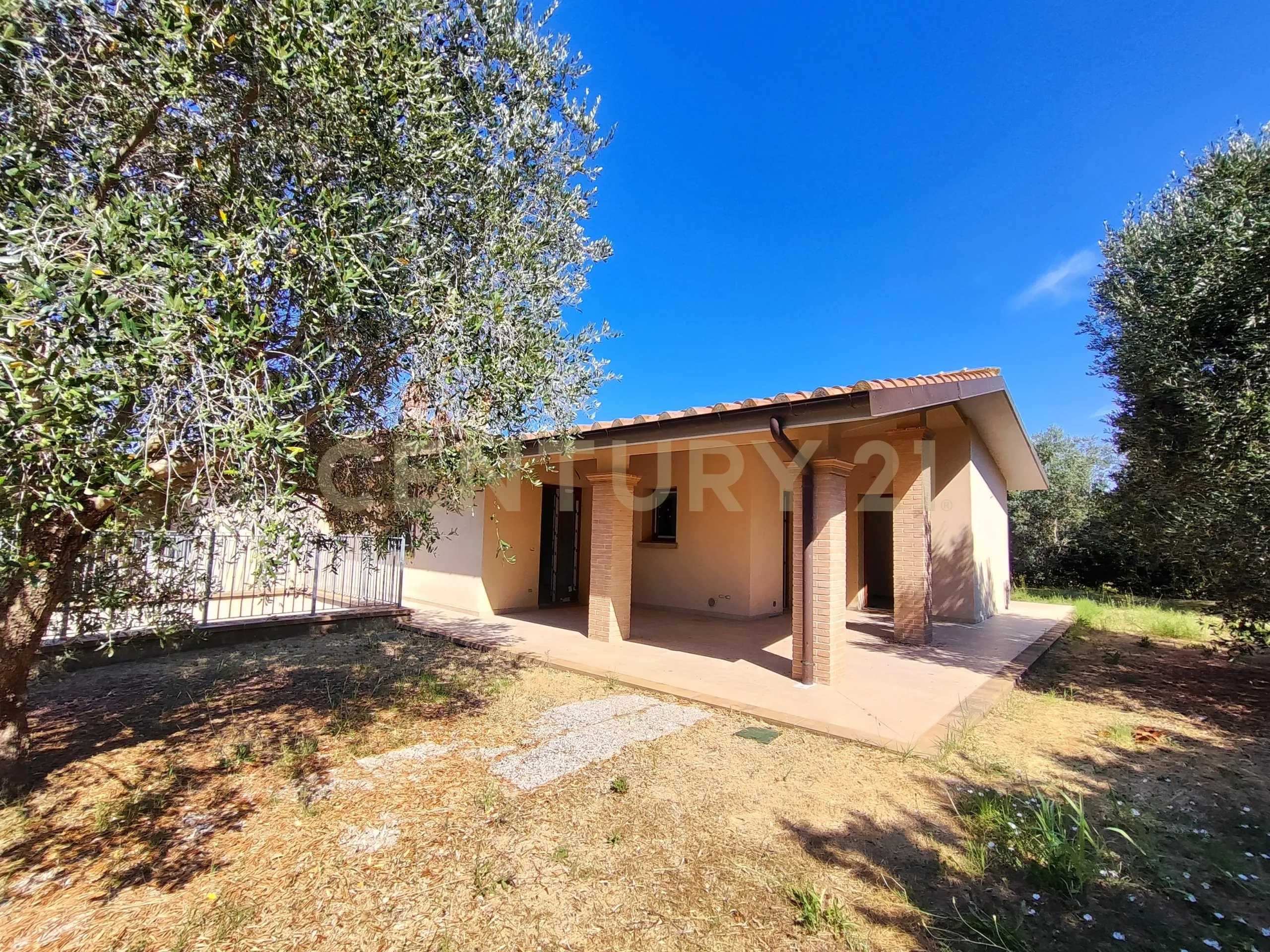 Foto 1 di 22 - Casa indipendente in vendita a Castiglione della Pescaia