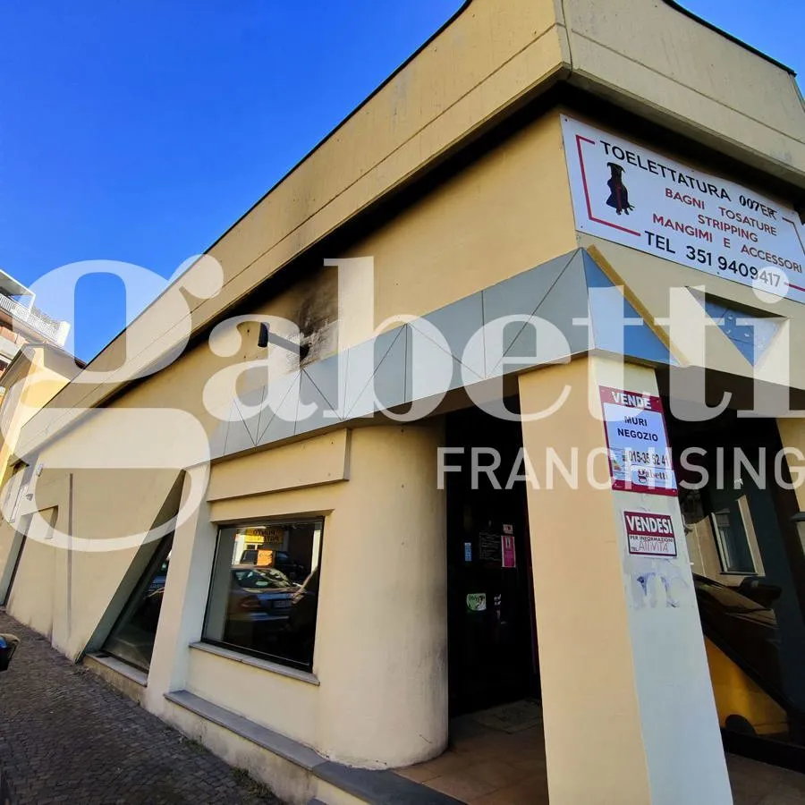 Negozio in vendita a Biella