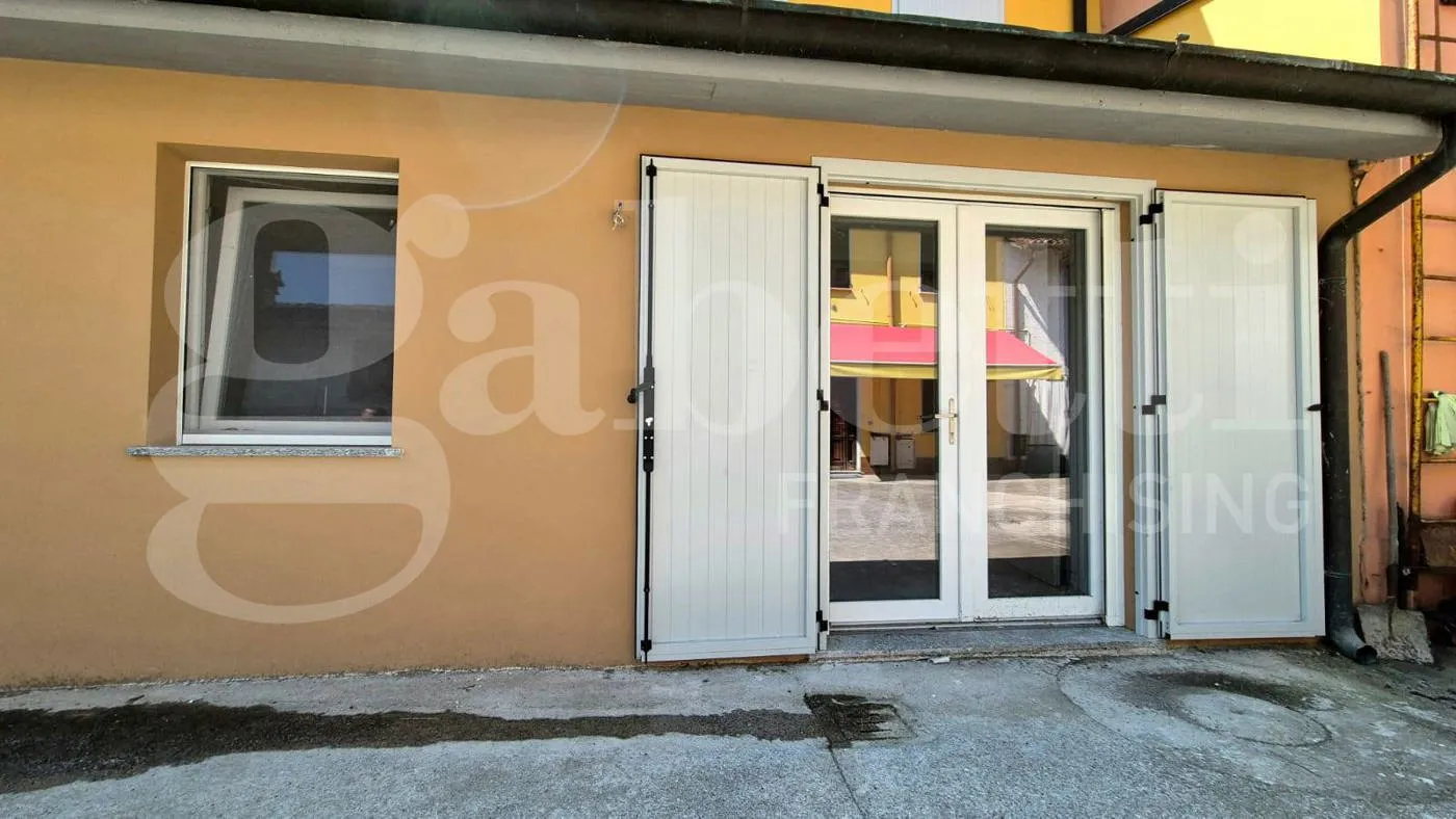 Foto 3 di 22 - Appartamento in vendita a Sesto ed Uniti