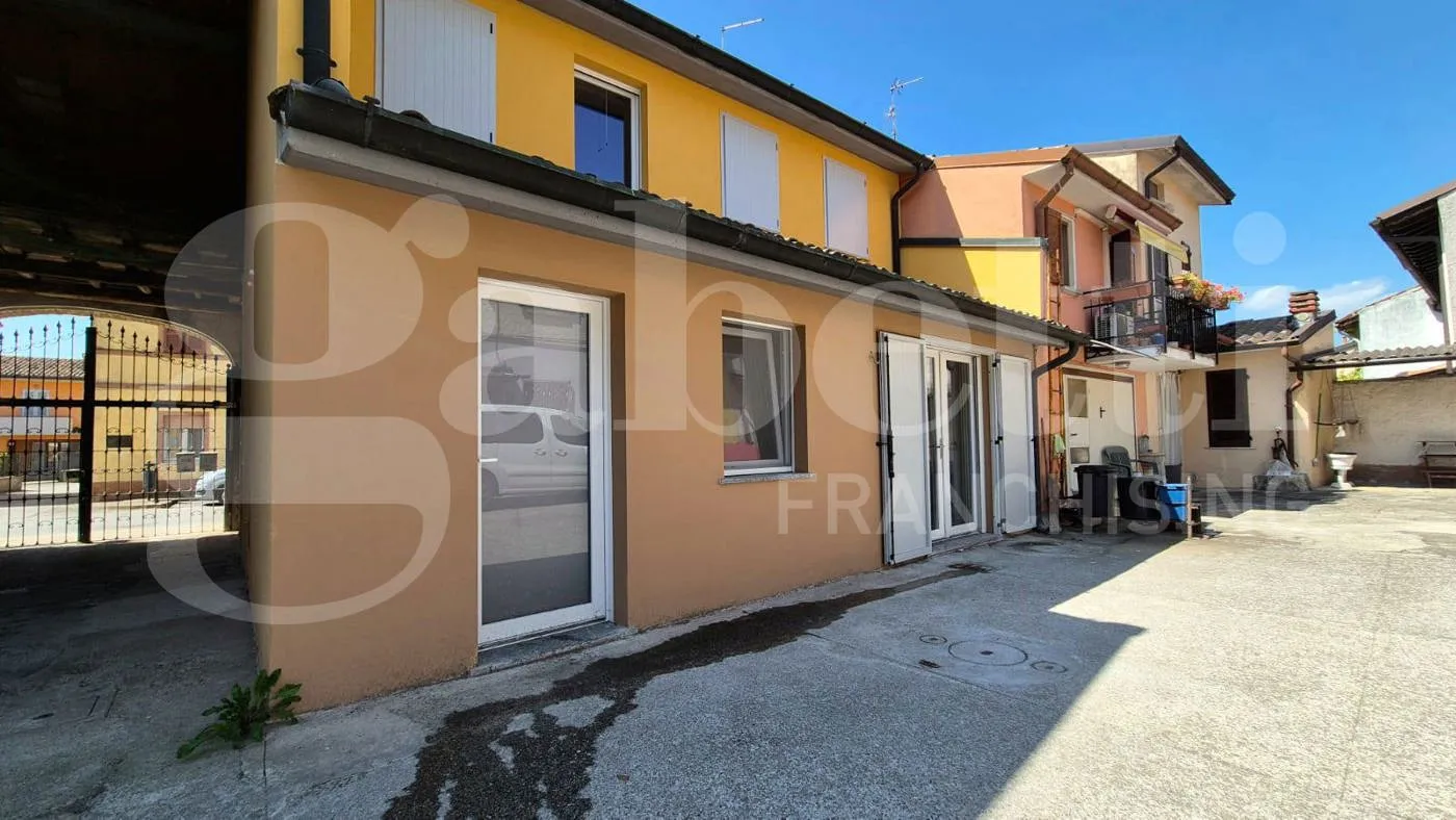 Foto 20 di 22 - Appartamento in vendita a Sesto ed Uniti