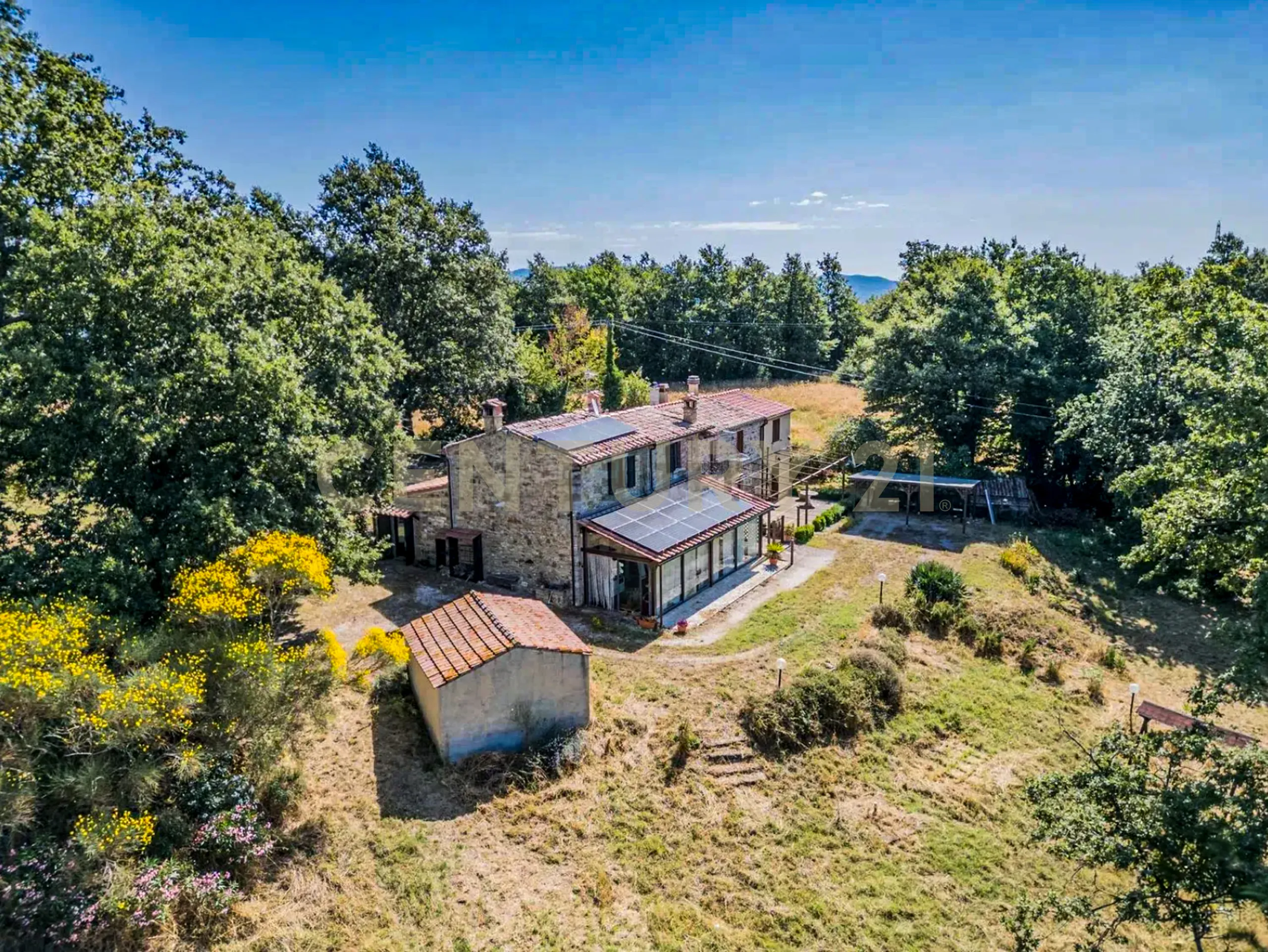 Foto 1 di 43 - Villa a schiera in vendita a Semproniano