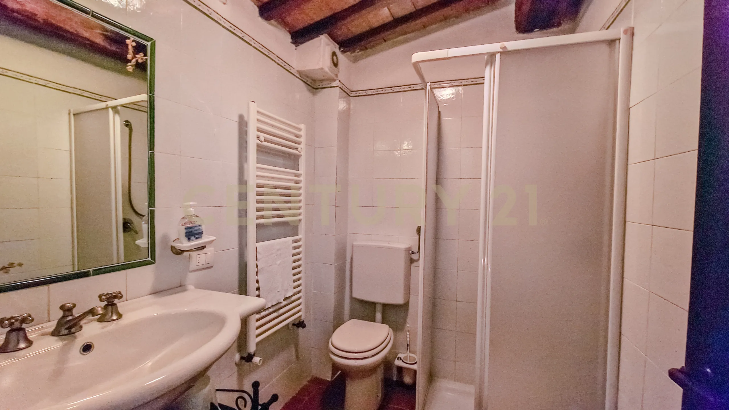 Foto 19 di 43 - Villa a schiera in vendita a Semproniano