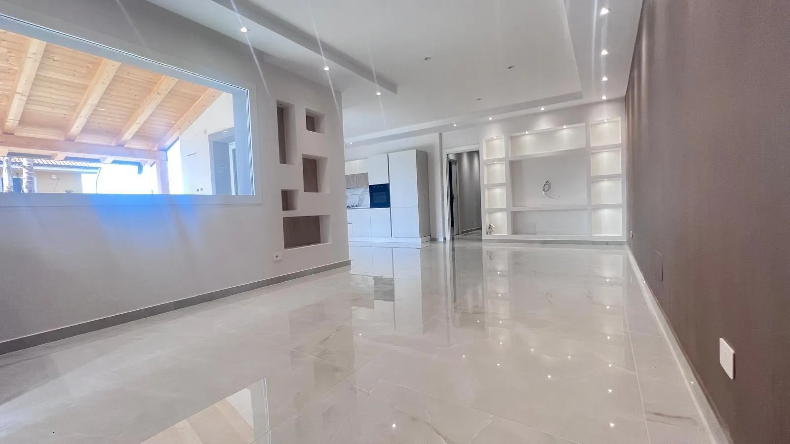 Foto 5 di 28 - Casa indipendente in vendita a Tremestieri Etneo