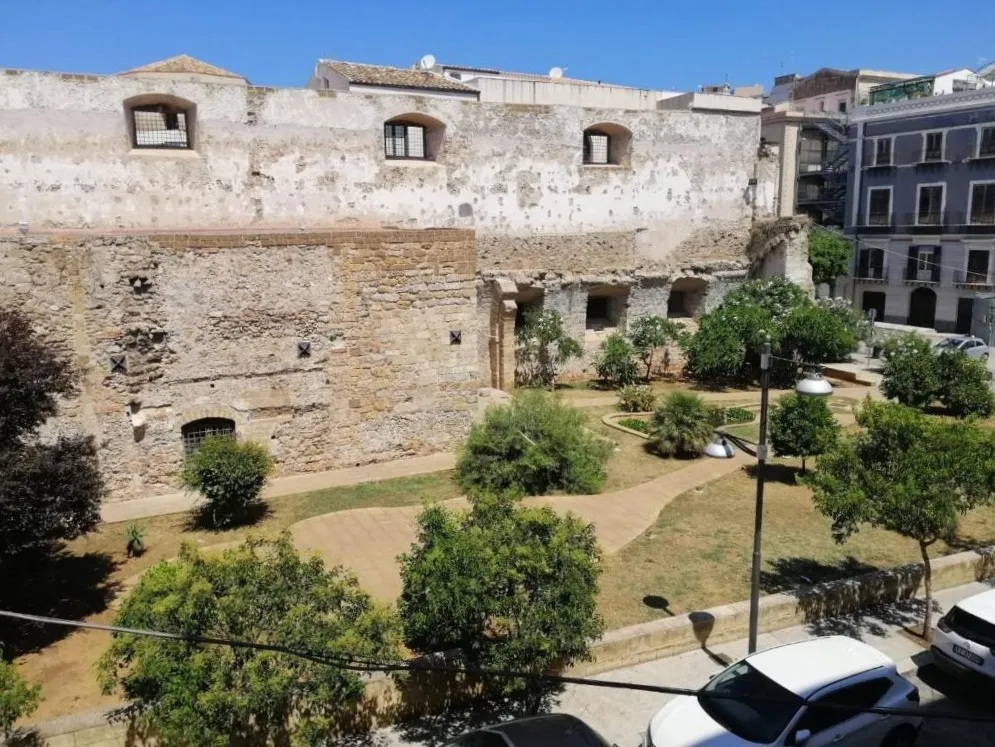 Foto 20 di 23 - Appartamento in affitto a Palermo