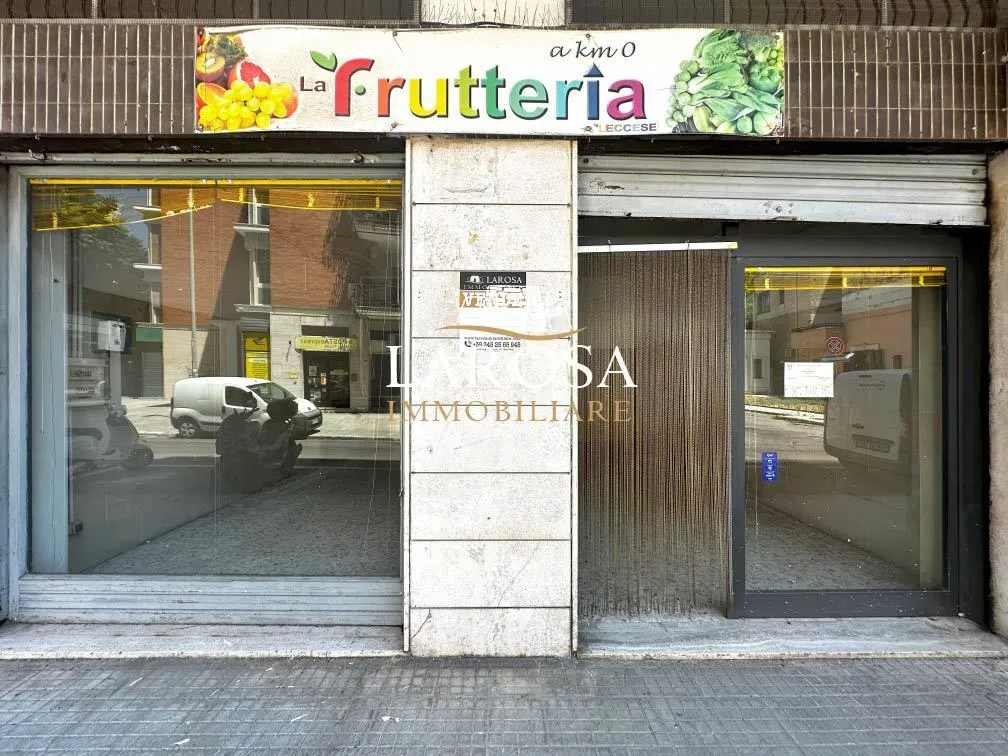 Attività commerciale in vendita a Lecce