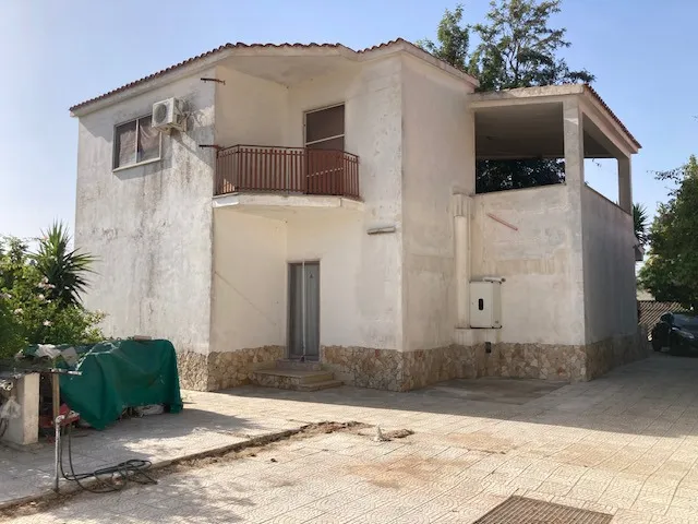 Foto 1 di 46 - Villa in vendita a Brindisi