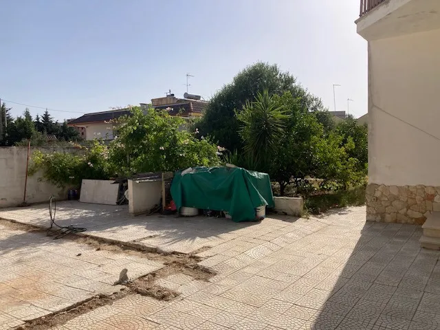 Foto 16 di 46 - Villa in vendita a Brindisi