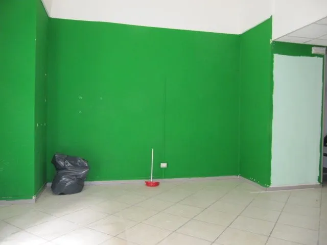 Foto 4 di 14 - Negozio in vendita a Brindisi