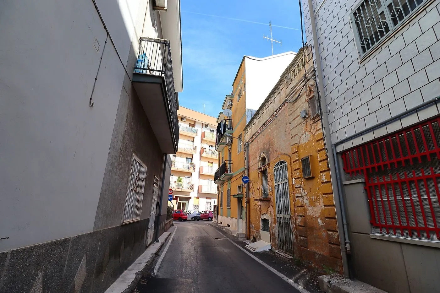 Foto 37 di 38 - Appartamento in vendita a Bari