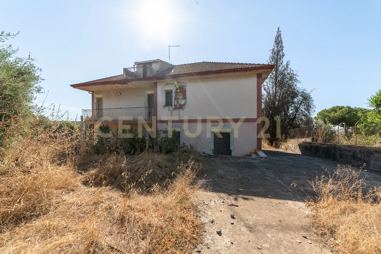 Foto 44 di 58 - Casa indipendente in vendita a Misterbianco