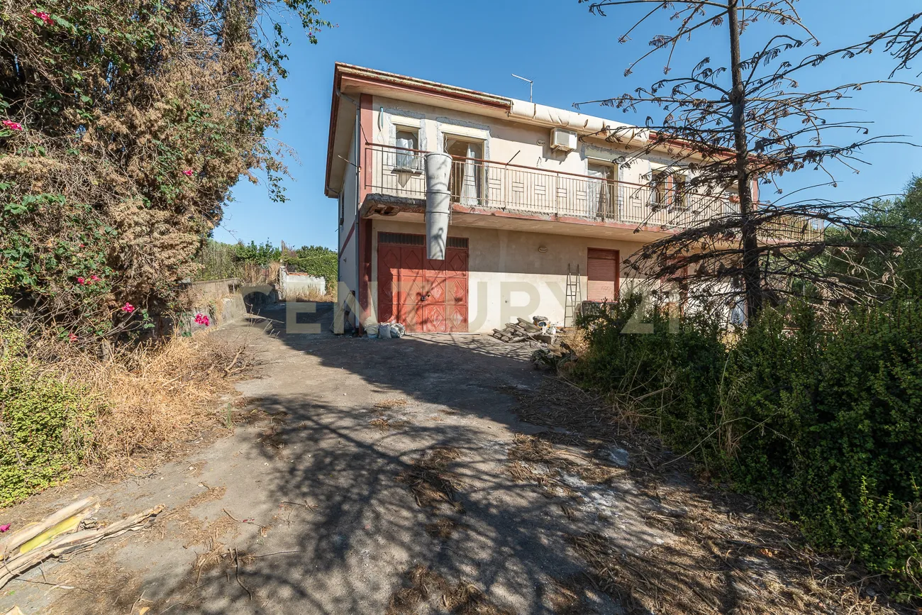Foto 51 di 58 - Casa indipendente in vendita a Misterbianco