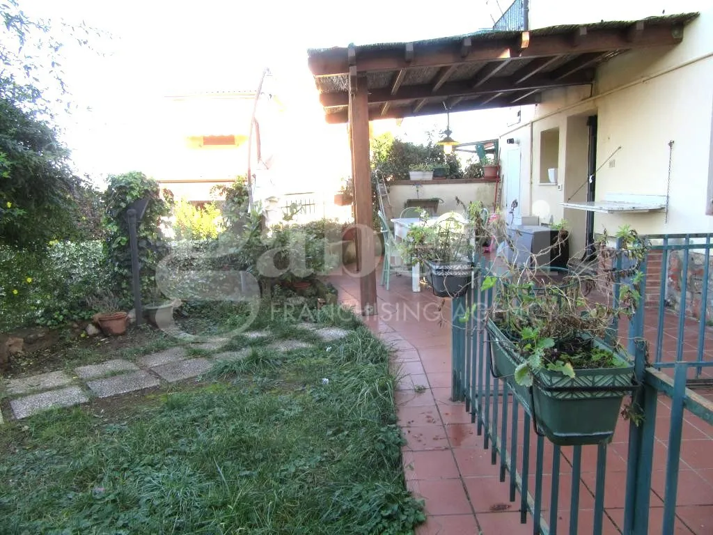 Foto 2 di 38 - Appartamento in vendita a Gavorrano