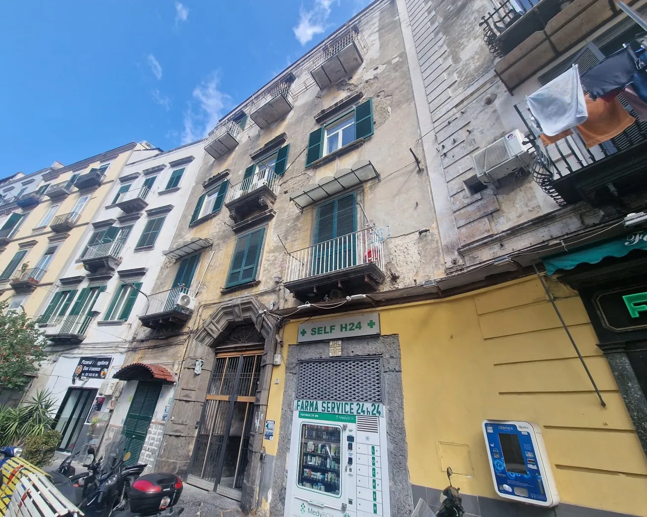 Foto 14 di 15 - Appartamento in vendita a Napoli