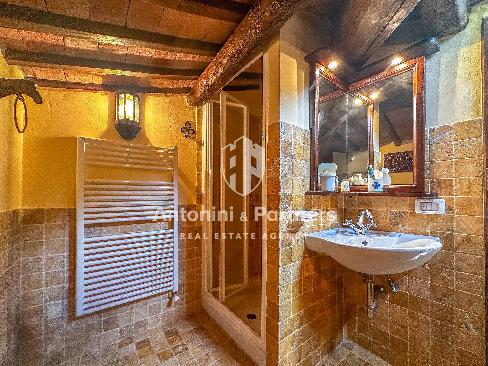 Foto 43 di 46 - Villa a schiera in vendita a Panicale