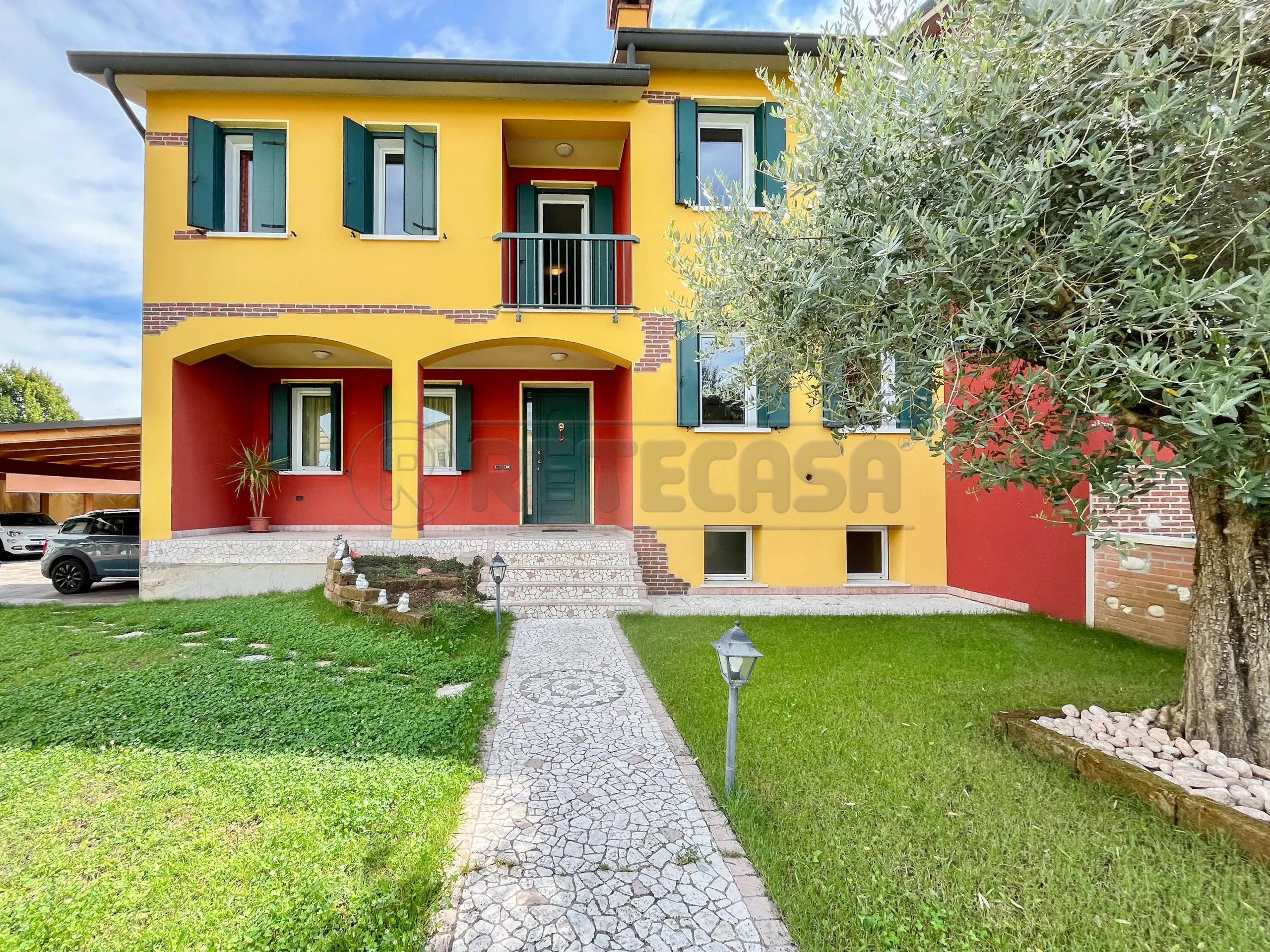Foto 1 di 86 - Villa a schiera in vendita a Dueville