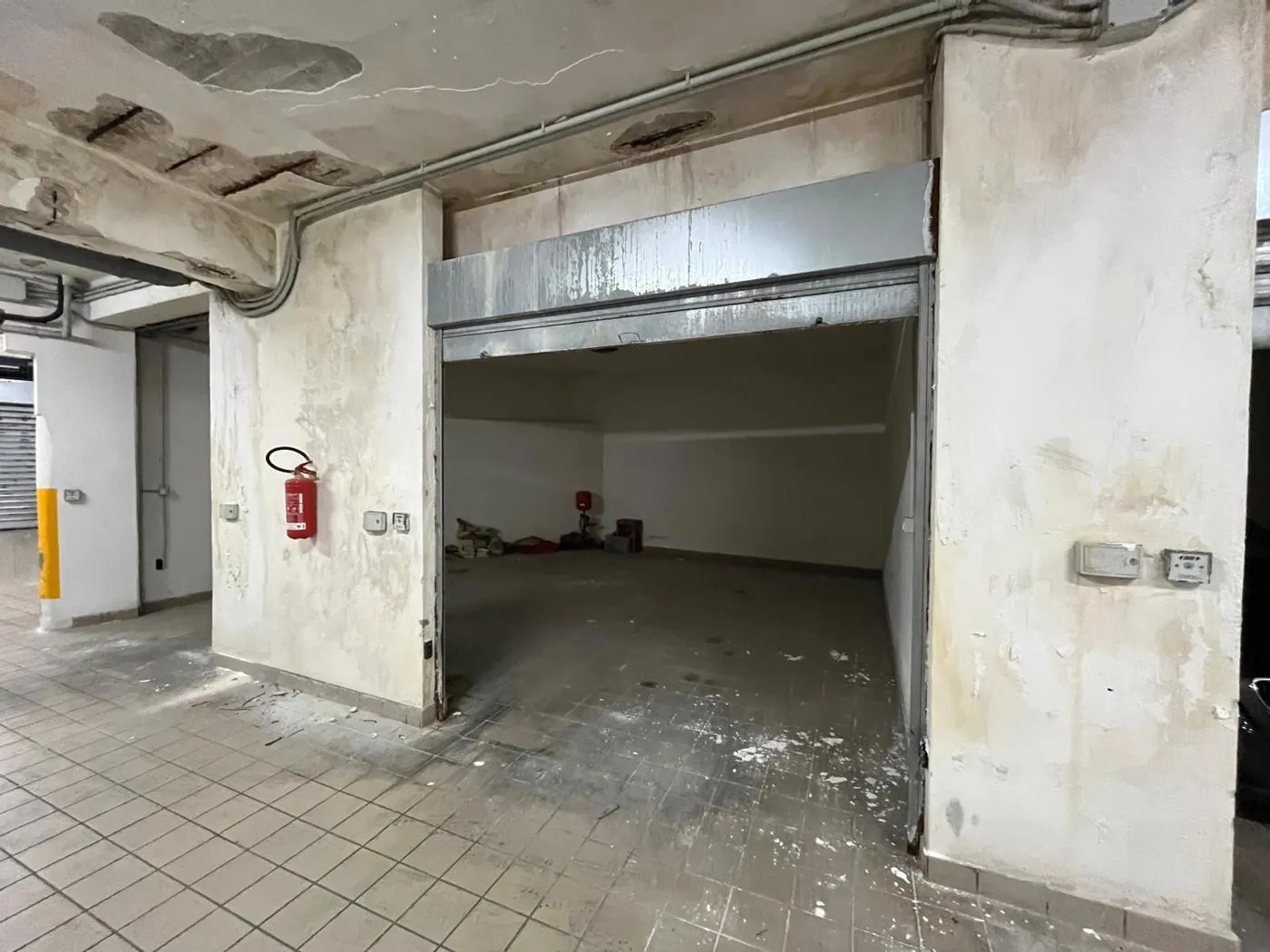 Foto 5 di 6 - Garage in vendita a Brindisi